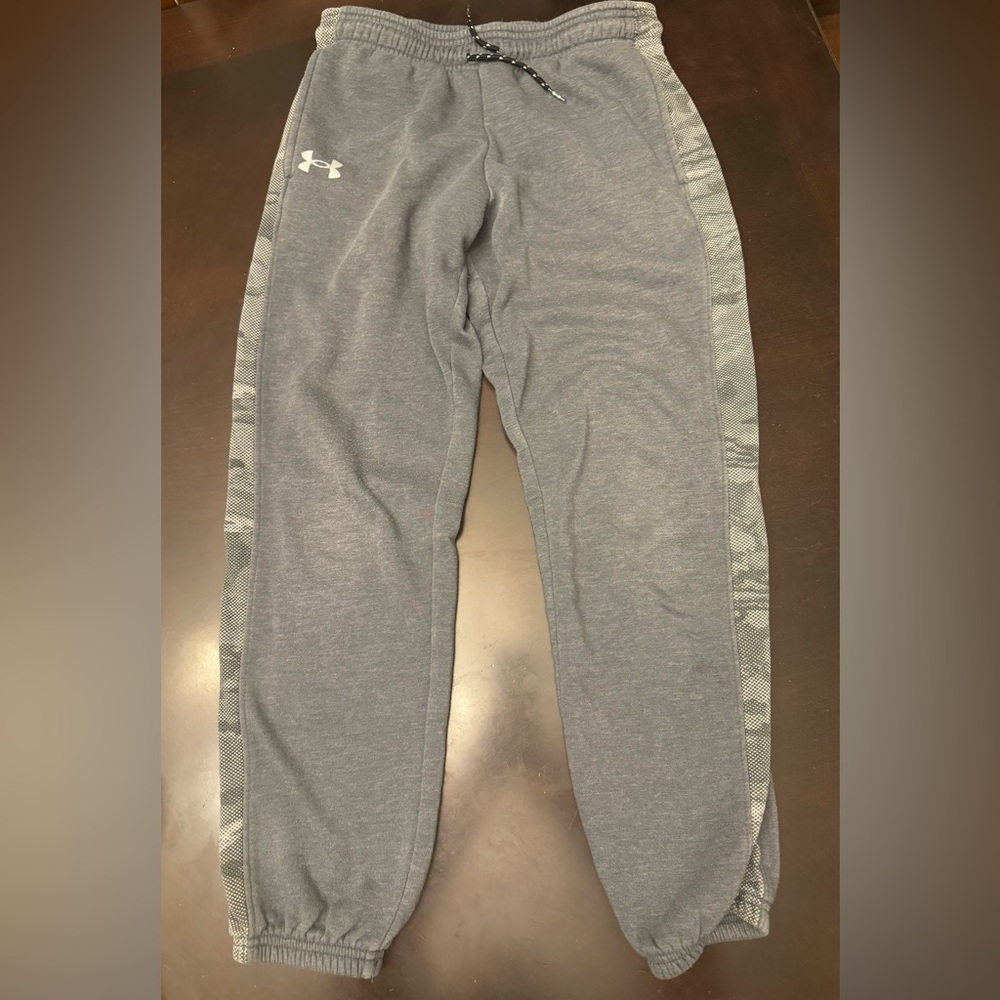 Under Armour boys sweatpants
